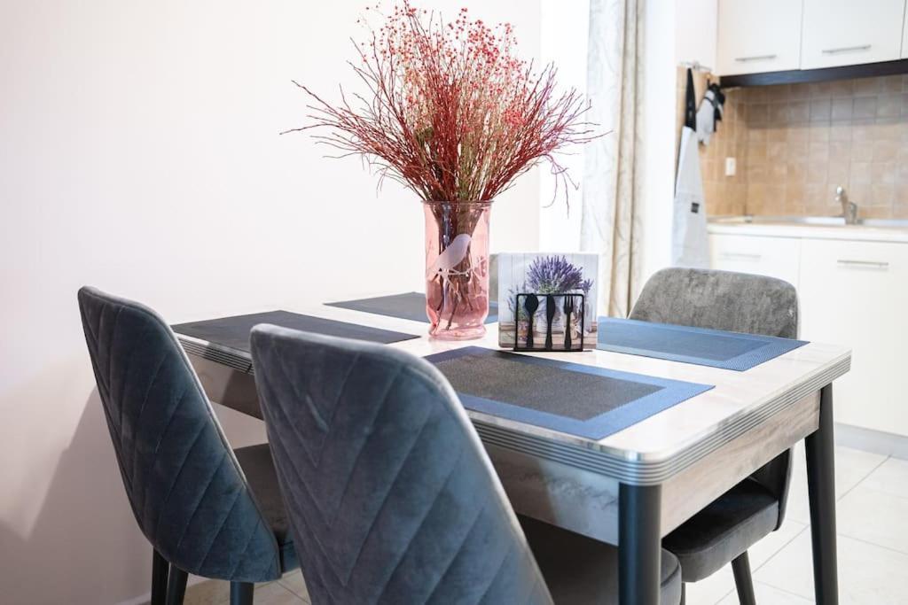 Luxury Apartments Platánion Екстериор снимка